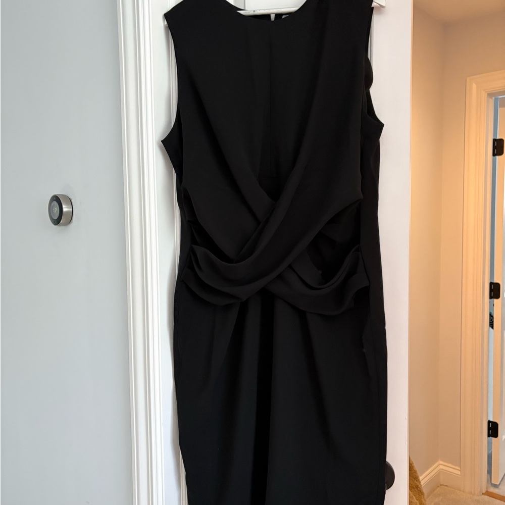 MM Lafleur Elegant Black Luz Sleeveless Dress